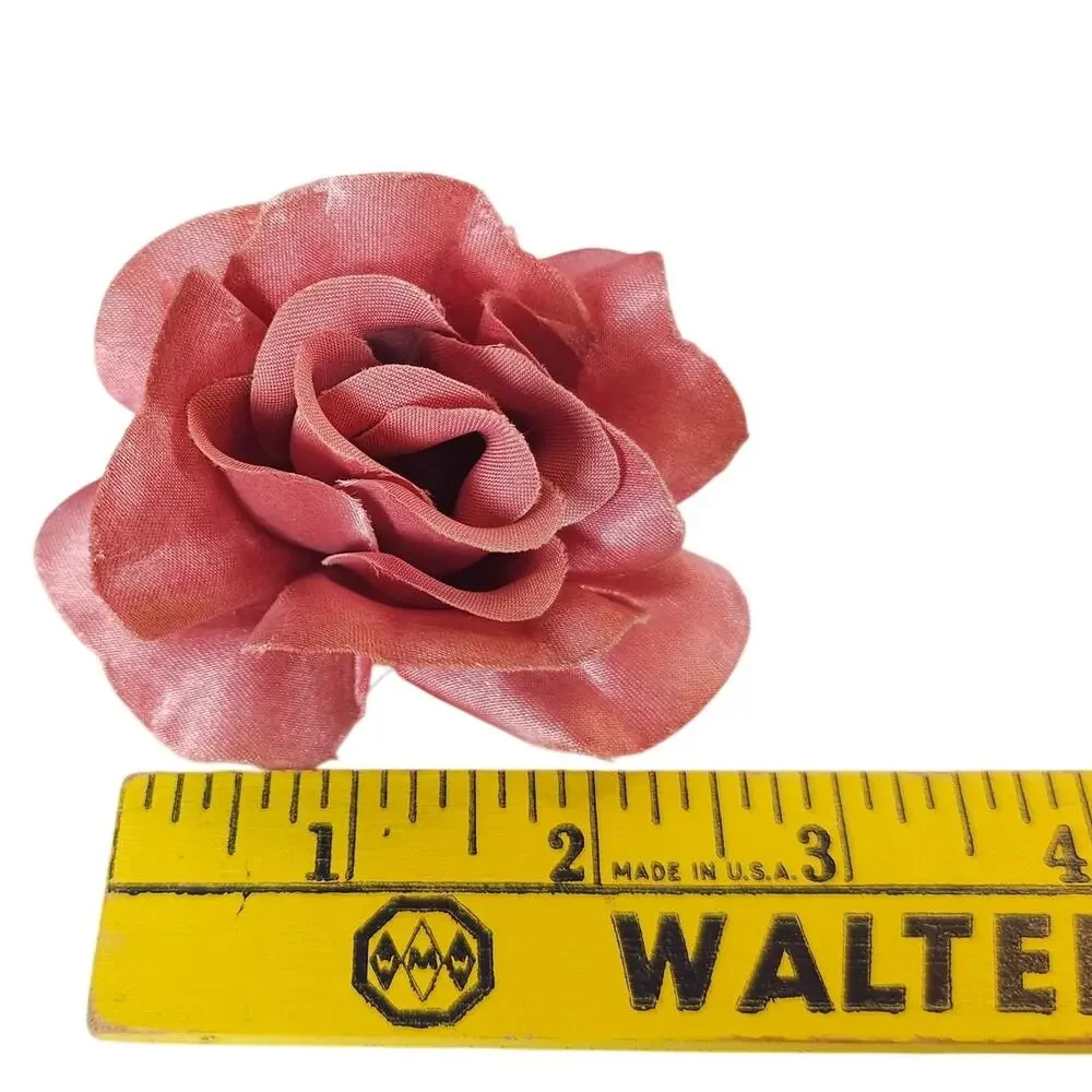 100 Mauve Pink Satin Open Rose Heads Stemless Wedding Floral Craft DIY 2.5in
